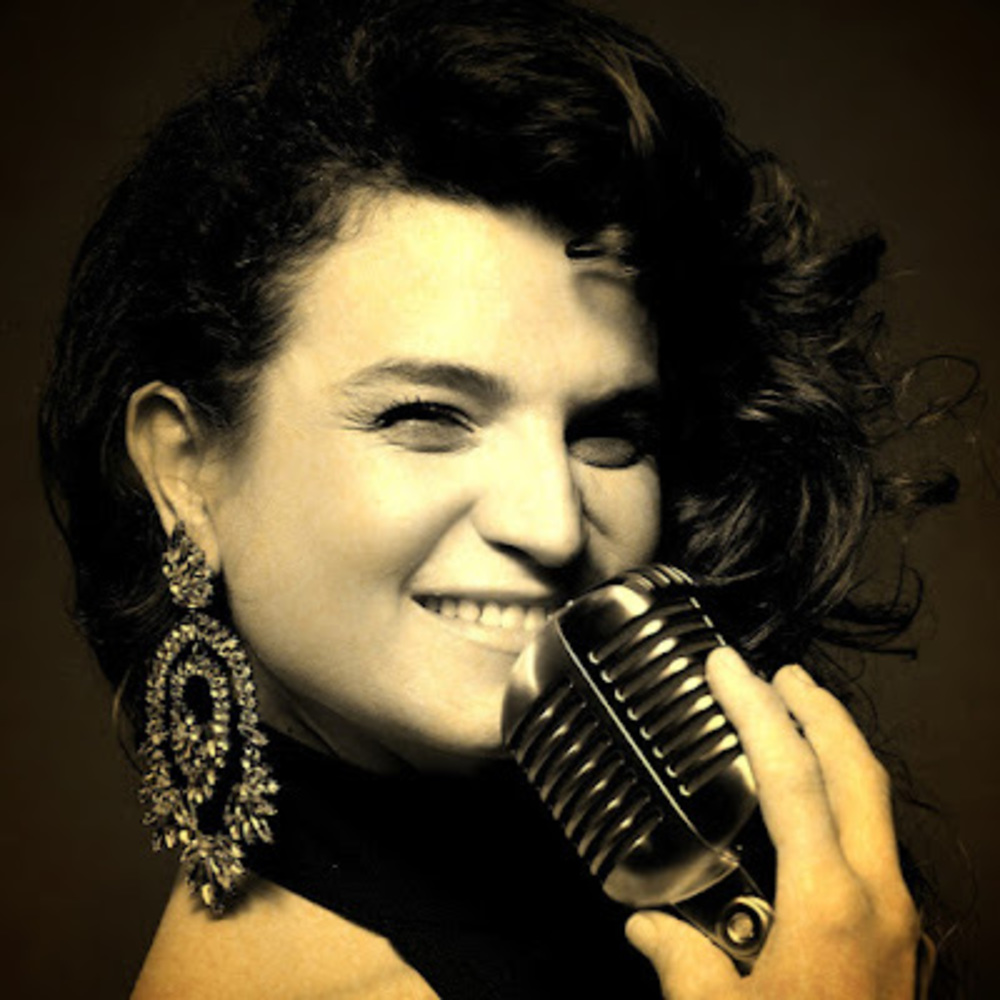 Meet your Posher, Büşra kayı